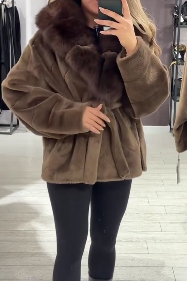 Women Elegant Fur Collar Plush Lace-up Batwing Sleeve Warm Coat