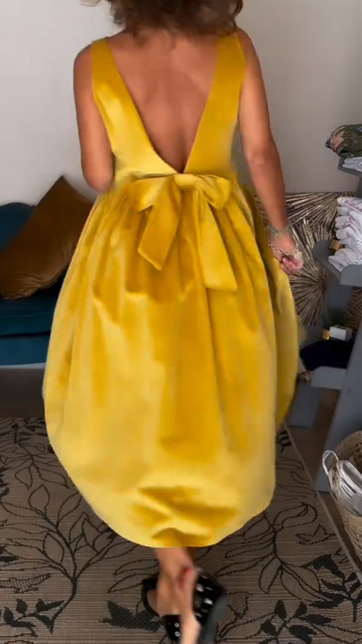 Women Round Neck Solid Color Back Hollow Bow Design Elegant Casual Black Velvet Dress