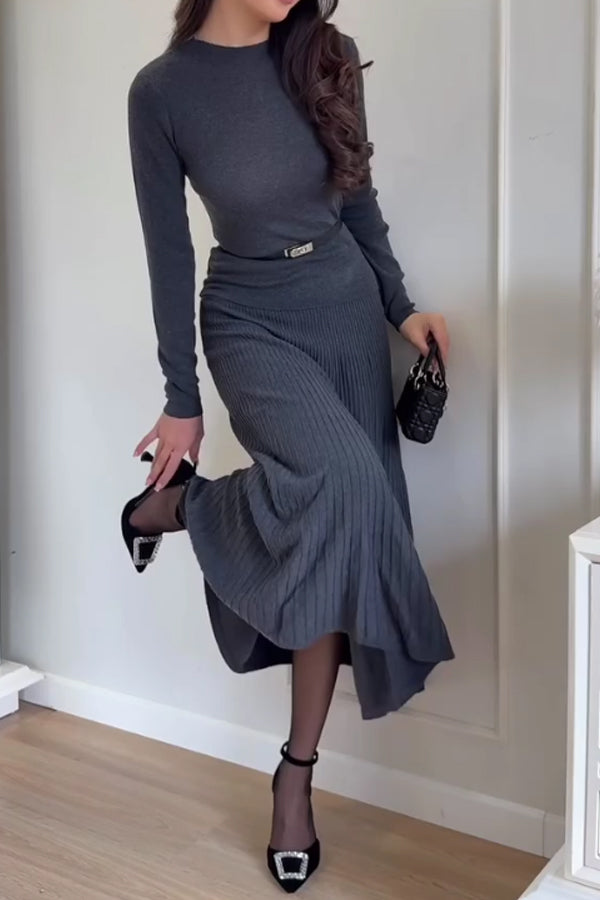 Women Elegant Solid Color Pullover Knit Sweater + Pleated Skirt Suit
