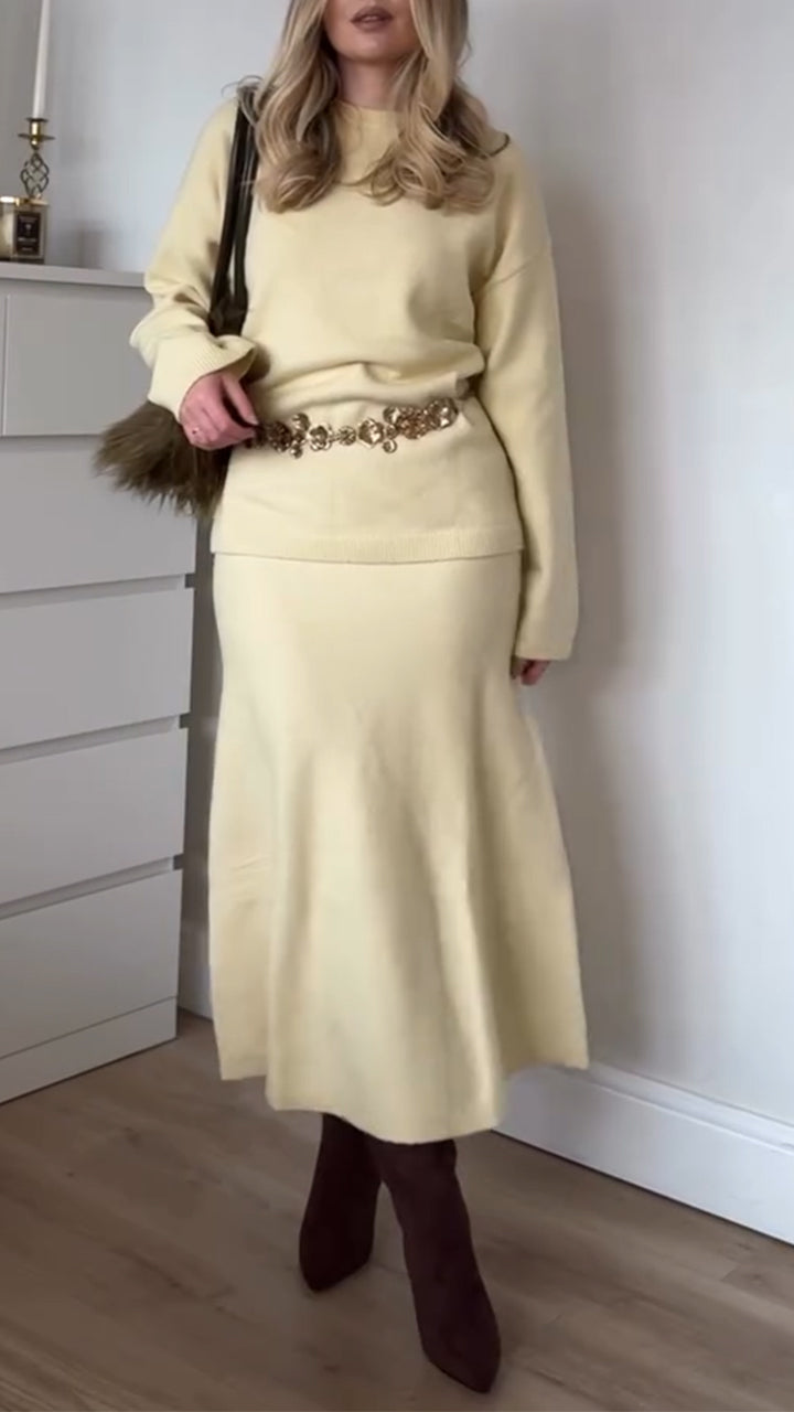 Women Round Neck Solid Color Elegant Casual Knitted Suit