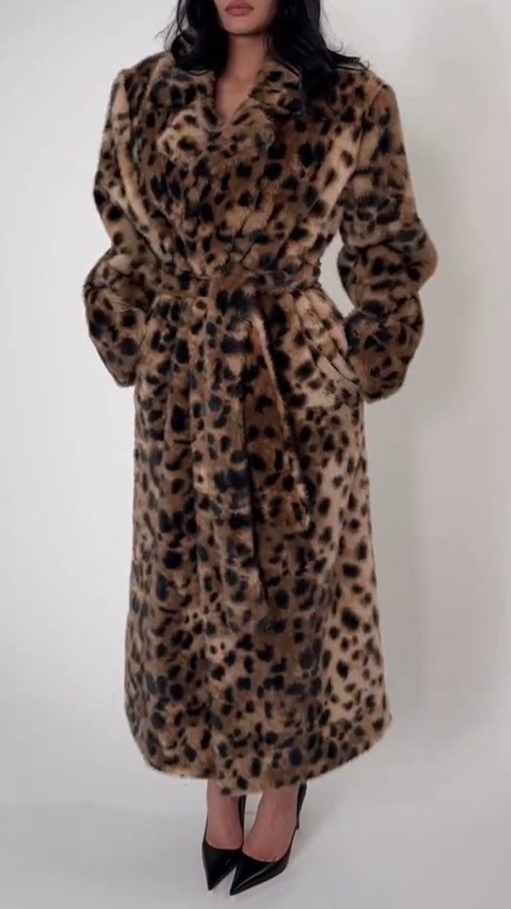 Women Collar Leopard Print Temperament and Casual Plush Coat